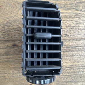 98-02 Toyota Land Cruiser & Lexus LX470 RH Right Vent Assembly