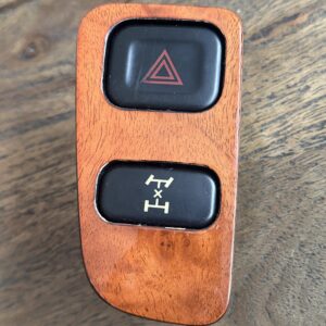 98-02 Lexus LX470 Hazard Switch Diff Lock Button Assembly