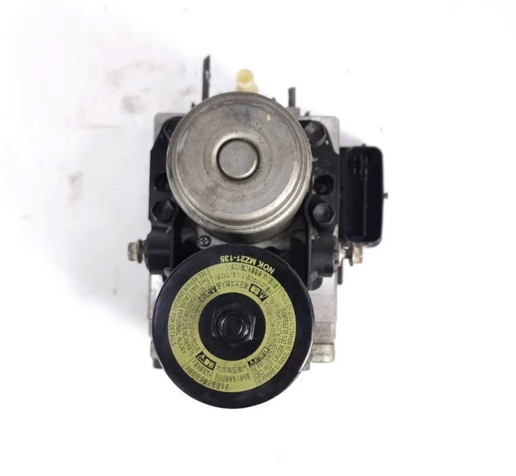 06-09 Toyota Highlander/Lexus RX400h ABS Pump Assembly - Image 3